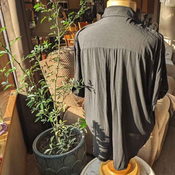 Made in Italy Women's Casual Button Down Blouse - Picture 2 of 5